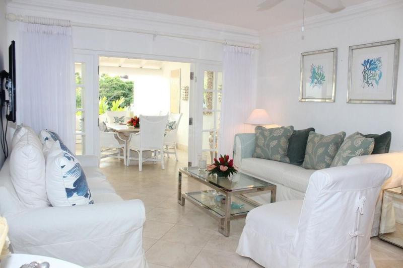 Glitter Bay Hotel Porters Ngoại thất bức ảnh