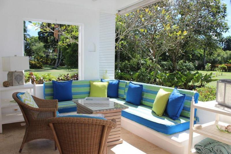 Glitter Bay Hotel Porters Ngoại thất bức ảnh